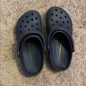 black crocs